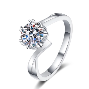 925 sterling silver snowflake ring with brilliant round cut moissanite on white background