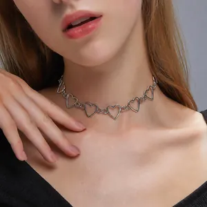 Minimalistische Legierung Hohle Herz Choker Halskette Für Damen Chic Hip Hop Süße Herz Anhänger Halsketten Modeschmuck Geschenk