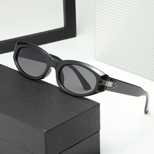 Retro Oval Katzenaugen Sonnenbrille Für Damen UV400 Schutz Trendy Schmaler Rahmen Mit Metall Nieten Dekoration Mode Streetwear