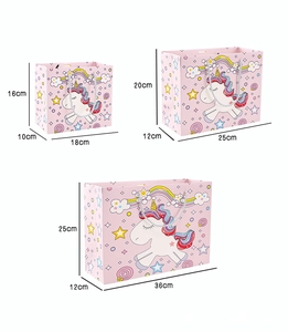 Detailed size comparison guide for three pink cartoon unicorn gift bags in various dimensions