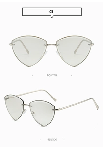 Vues de face et à 45 degrés des lunettes de soleil C3 triangle sans monture en métal