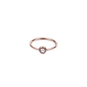 Bague minimaliste en acier inoxydable rose doré ornée d'un solitaire en zircon rond