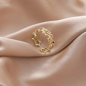 Vintage Hollow Star Adjustable Ring For Women Copper Micro Inlaid Zircon Five Pointed Star Personalized Jewelry Gold Plated