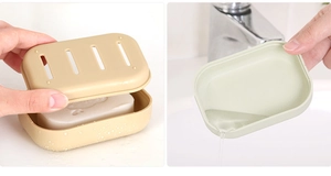 Détail de la boîte à savon double couche avec couvercle de drainage beige et vert clair
