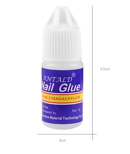Detailed size view of 3g nail glue bottle with 5.5cm height and 2cm diameter measurements