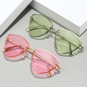 Lunettes De Soleil Sans Monture Métal Verres PC Protection UV400 Forme Cœur Triangle Géométrique Mode Hip Hop Street