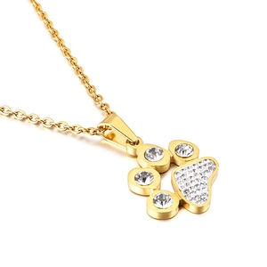 Elegant 18K gold plated necklace with a sparkling cubic zirconia cat paw pendant