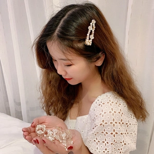 Elegant white crystal flower and pearl hair claw clip set for women's hairstyle styling
