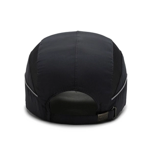 Black quick-dry sports cap with breathable side mesh panels and adjustable back strap