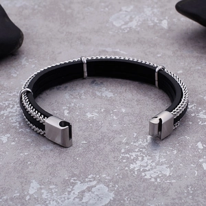 Men's multi-layer black silicone and stainless steel bracelet with geometric metal chain