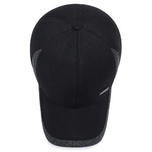 Winter baseball cap for men with ear protection and gray knit patchwork details