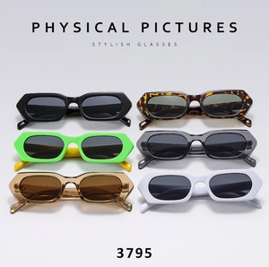 Six couleurs de lunettes de soleil rectangulaires géométriques avec montures épaisses 3795