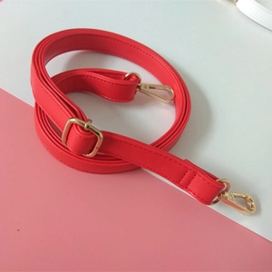 Verstellbarer roter PU-Leder Schultergurt mit goldenen Metallschnallen für Taschen