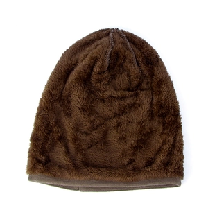 Winter thermal knit beanie in dark brown with plush lining and star pattern for men