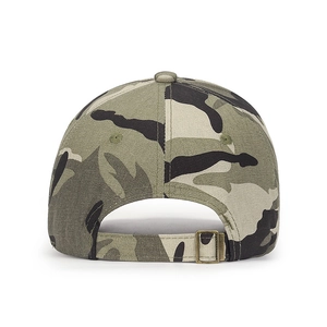 Vue arrière de la casquette de baseball en coton camouflage avec boucle en laiton
