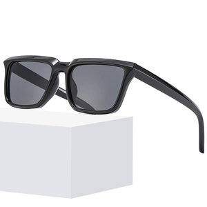 Lunettes De Soleil Carrées Pour Femmes Et Hommes Mode Monture PC Verre AC Protection UV400 Style Rétro Rue Voyage