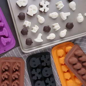 Halloween silicone chocolate mold set, spooky skull pumpkin ghost shapes for baking DIY.