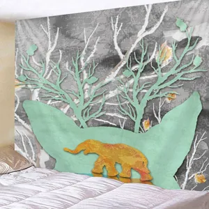 Künstlerischer Wandteppich mit Elefant und Zweigen an einer Schlafzimmerwand