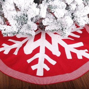 Knitted red and white snowflake Christmas tree skirt 120cm for holiday home decoration