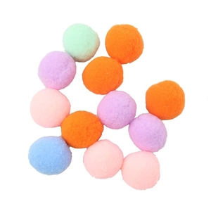 Pompons en peluche silencieux pour chats en fibres douces colorées pour jeu autonome