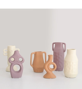 Jarrones de cerámica Morandi modernos con formas únicas y acabado mate para decoración