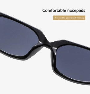 Nahaufnahme der integrierten Nasenpads einer schwarzen Katzenaugen-Sonnenbrille