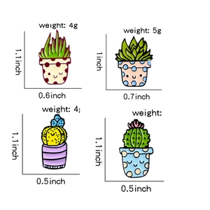 Detailed size chart for four-piece set of cute enamel cactus pins with smiling faces