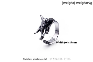Detailed view of punk elephant head ring showing weight of 9g and width of 5mm