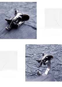 Macro detail of elephant trunk relief on a retro silver adjustable punk style ring