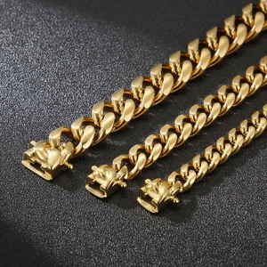 Detailed comparison of gold Cuban link bracelets in three different widths and sizes