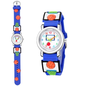 3D-Relief Basketball Kinderuhr mit blauem Silikonarmband und klarem Zifferblatt für Sport