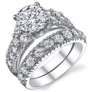 Set di anelli da sposa di lusso con zirconi rotondi e montatura classica in argento