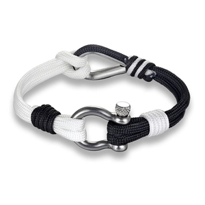 Bracelet paracorde tressé noir et blanc avec boucle de fermeture en métal poli en forme de D