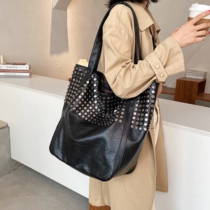 Large Capacity PU Leather Shoulder Bag Women Studded Tote Bag With Metal Rivets Punk Style Casual Handbag