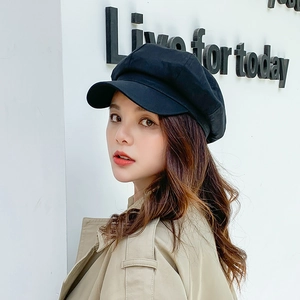 Women's black cotton linen newsboy hat featuring a classic breathable octagonal design