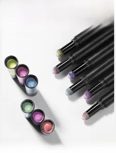 Nail chrome cushion pen tool showing sponge tip with fine iridescent aurora powder