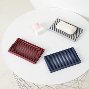 Minimalist TPR Soft Rubber Soap Dish Self Draining Slotted Soap Holder Non Slip Storage Tray Bathroom Shower Kitchen