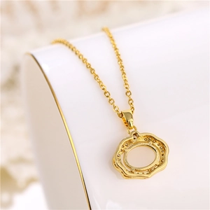 Golden titanium steel necklace with an elegant hollow ruyi cloud pendant setting