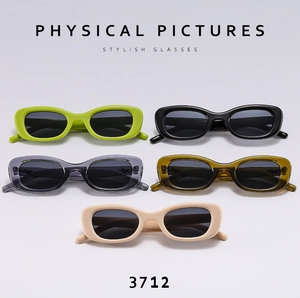 Vue à plat de lunettes de soleil ovales rétro en vert, noir, gris, ambre et beige