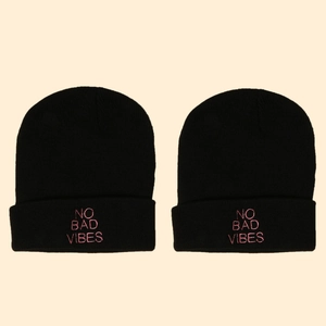 Bonnet En Tricot Acrylique No Bad Vibes Broderie Texte Rose Hiver Chaud Streetwear Casual Pour Hommes Femmes