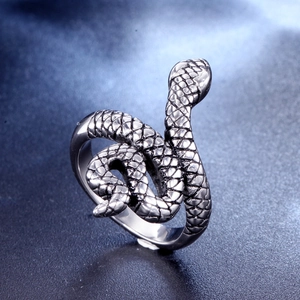 Retro stainless steel snake ring with detailed scales in vintage punk style