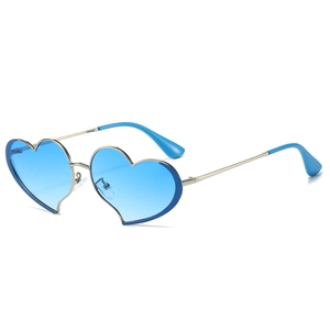 Lunettes de soleil coeur en métal doré avec verres dégradés bleus pour voyage d'été