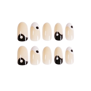 Unghie finte a mandorla minimaliste con motivo Tai Chi Yin Yang nero e bianco set crema