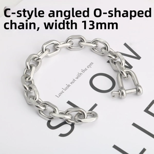 Macro detail of 13mm stainless steel angled O-chain bracelet with horseshoe shackle clasp