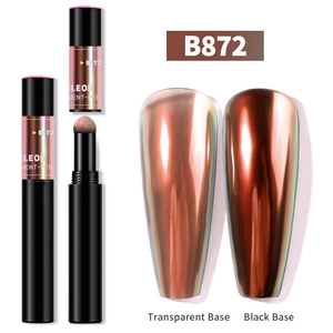 Comparaison détaillée du stylo poudre miroir B872 montrant l'effet chrome or rose sur ongles