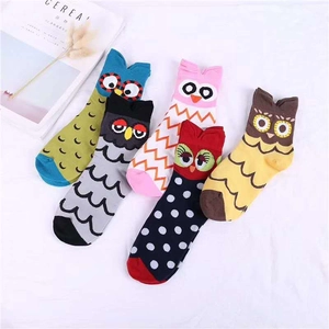 Detail of 5-pack women's cotton socks with 3D owl ears and colorful animal patterns