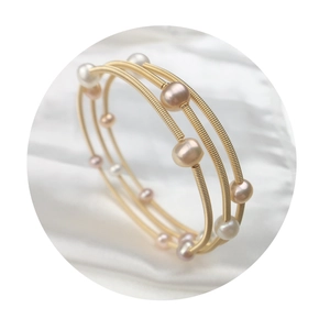 Three-layer gold wire wrap bracelet with white champagne and pink pearls for women