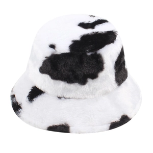 Chapeau bob en peluche motif vache noir et blanc pour l'hiver à bord large