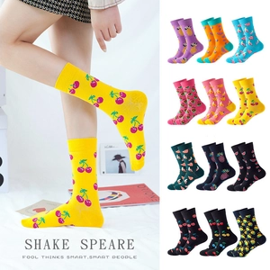 Crew Socken Fruchtmuster Baumwollmischung Atmungsaktiv Weich Harajuku Stil Modische Wadenlange Strümpfe Für Damen Herren