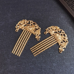 Exquisite golden lotus flower hair combs for traditional Chinese Hanfu accessories set